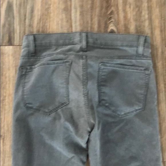 J BRAND JEANS GRAY WASH - Picture 6 of 6